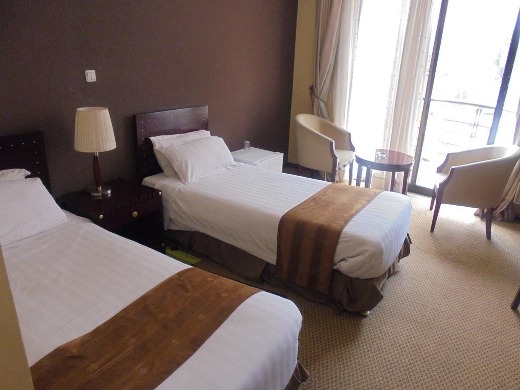 Soramba Hotel Business Plc Addis Abeba Zewnętrze zdjęcie