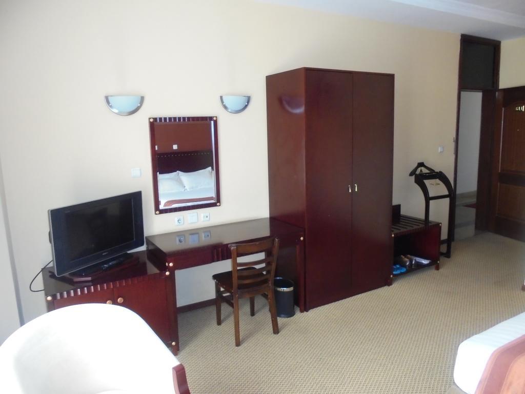 Soramba Hotel Business Plc Addis Abeba Zewnętrze zdjęcie